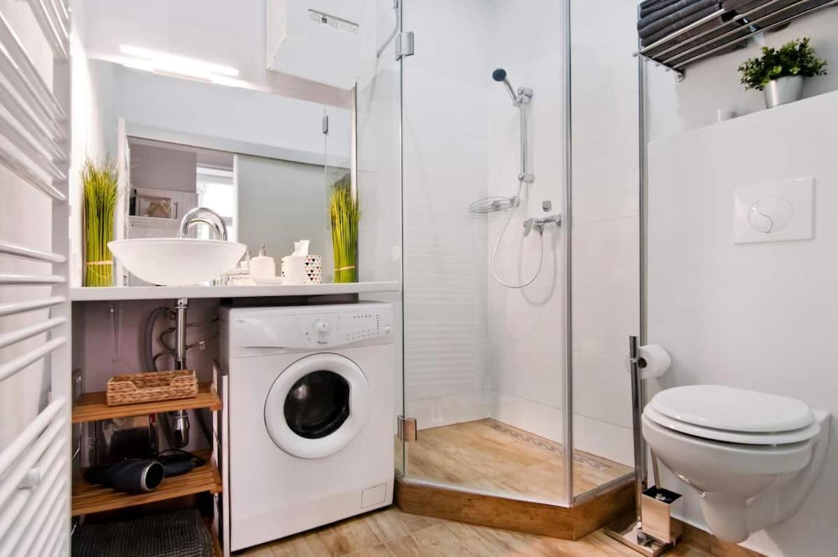 Appartement ⍟Luxurious And Bright⍟ 5 Min Walk To City Center à Vienne Extérieur photo